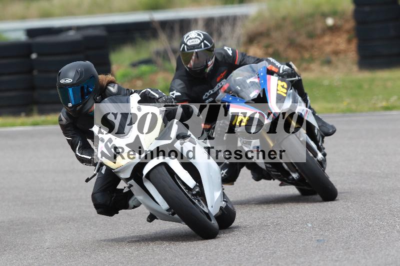 Archiv-2022/13 25.04.2022 Plüss Moto Sport ADR/Freies Fahren/16